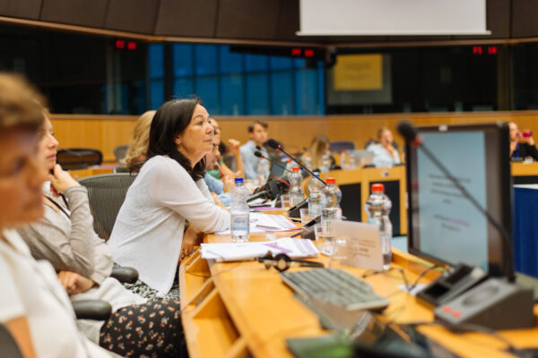 workshop-advancing-democracy-through-female-leadership_30927674138_o